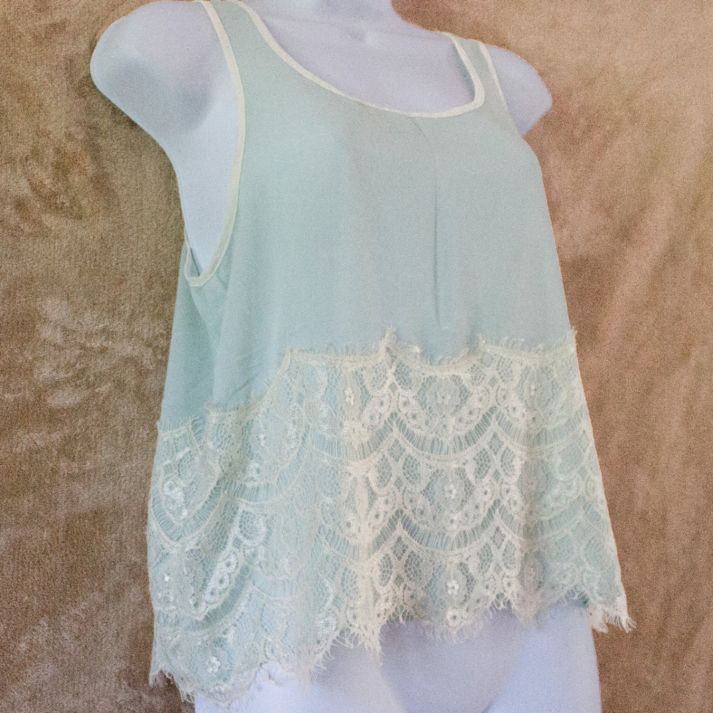 2/$20 Chole K Delicate Sheer w/ Lace Blouse Tank - Picture 4 of 5